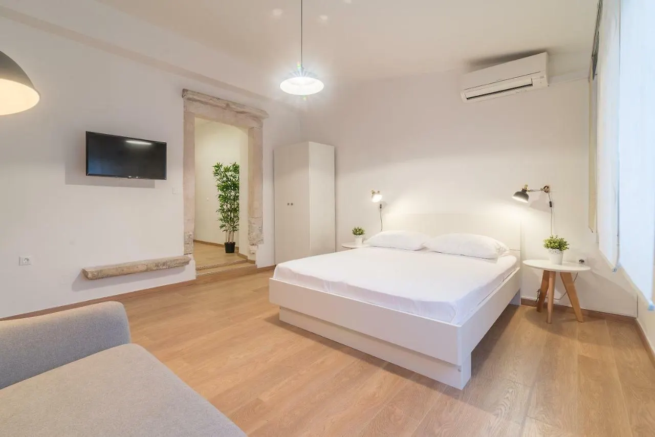 Studios & Apartments Porto Zadar 0*,  Croatia