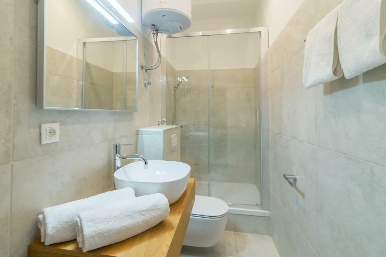 Studios & Apartments Porto Zadar Croatia