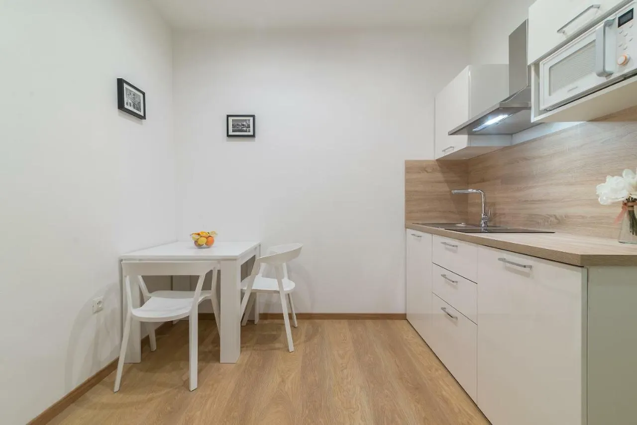 Studios & Apartments Porto Zadar