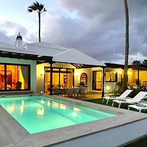 villa-vista-del-mar-nico.in-canary-islands.com/